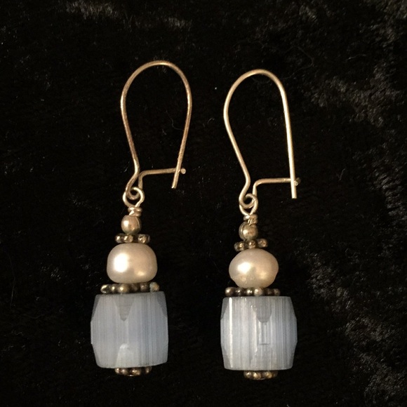 Silver, Pearl, Czech Glass Necklace and Earrings - Picture 4 of 4